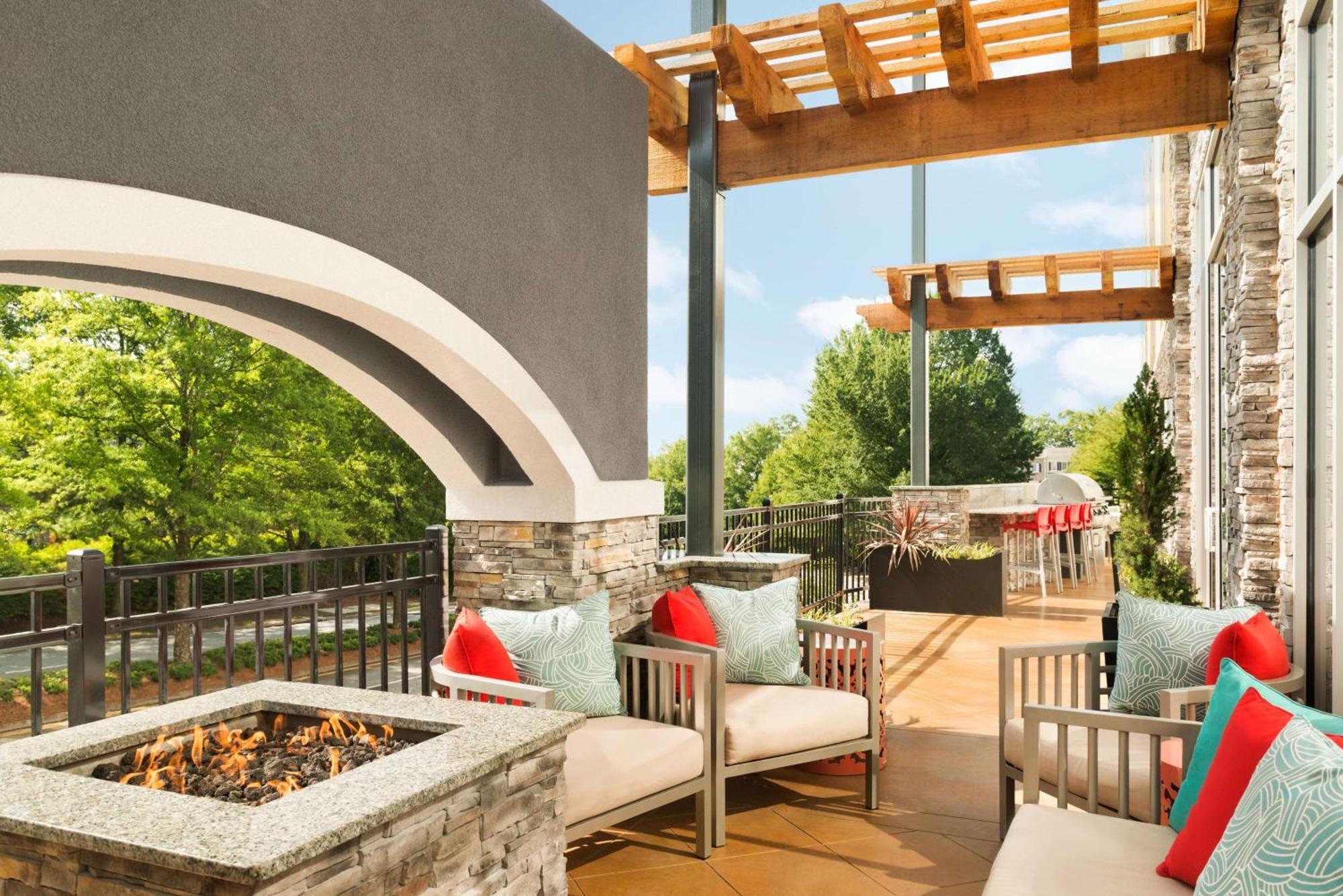 Homewood Suites By Hilton Atlanta Perimeter Center Sandy Springs Exterior foto